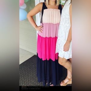 Worn once to a baby shower, but size large. Maxi dress with straps that tie